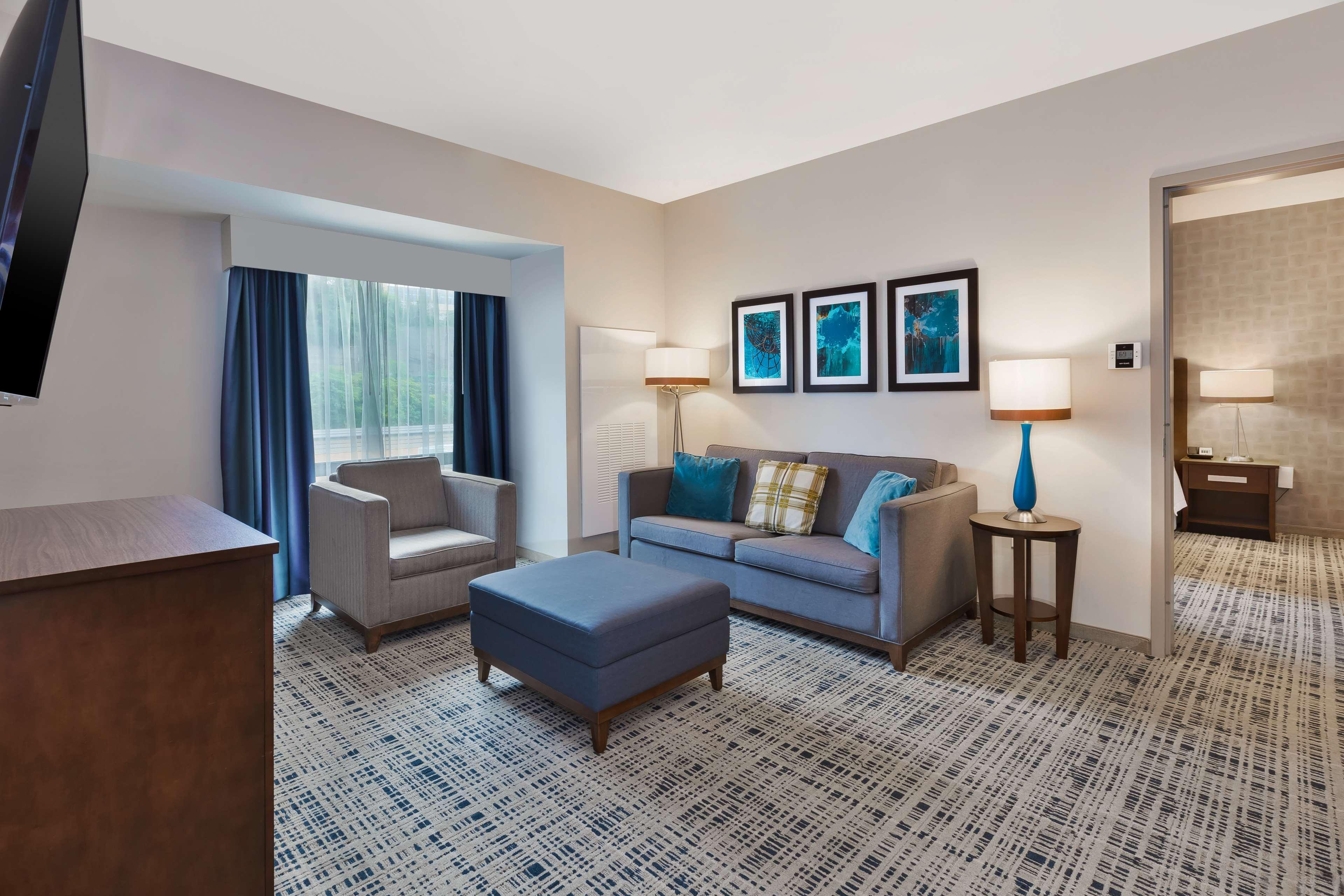 Homewood Suites By Hilton Pittsburgh Downtown Exterior photo