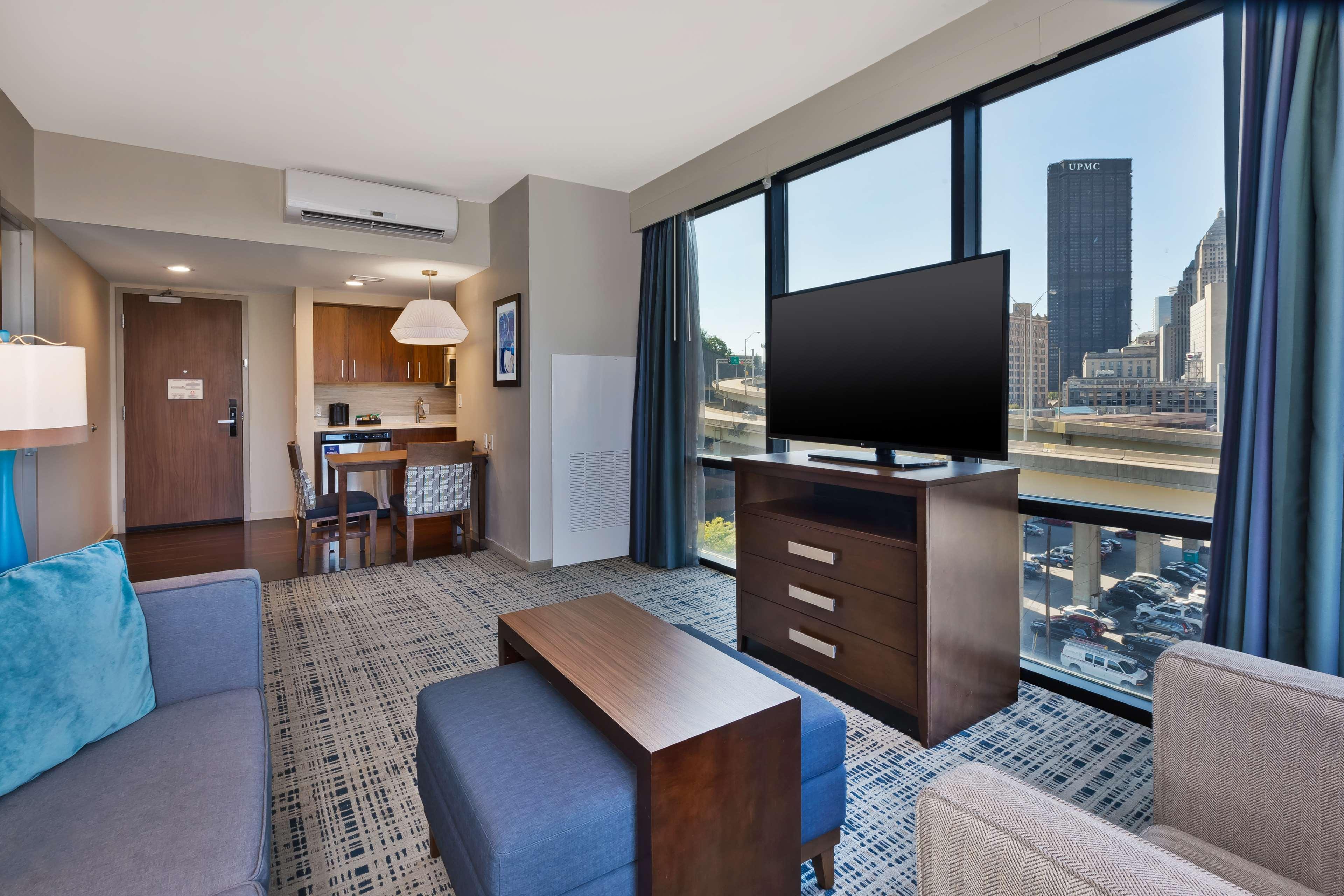 Homewood Suites By Hilton Pittsburgh Downtown Exterior photo