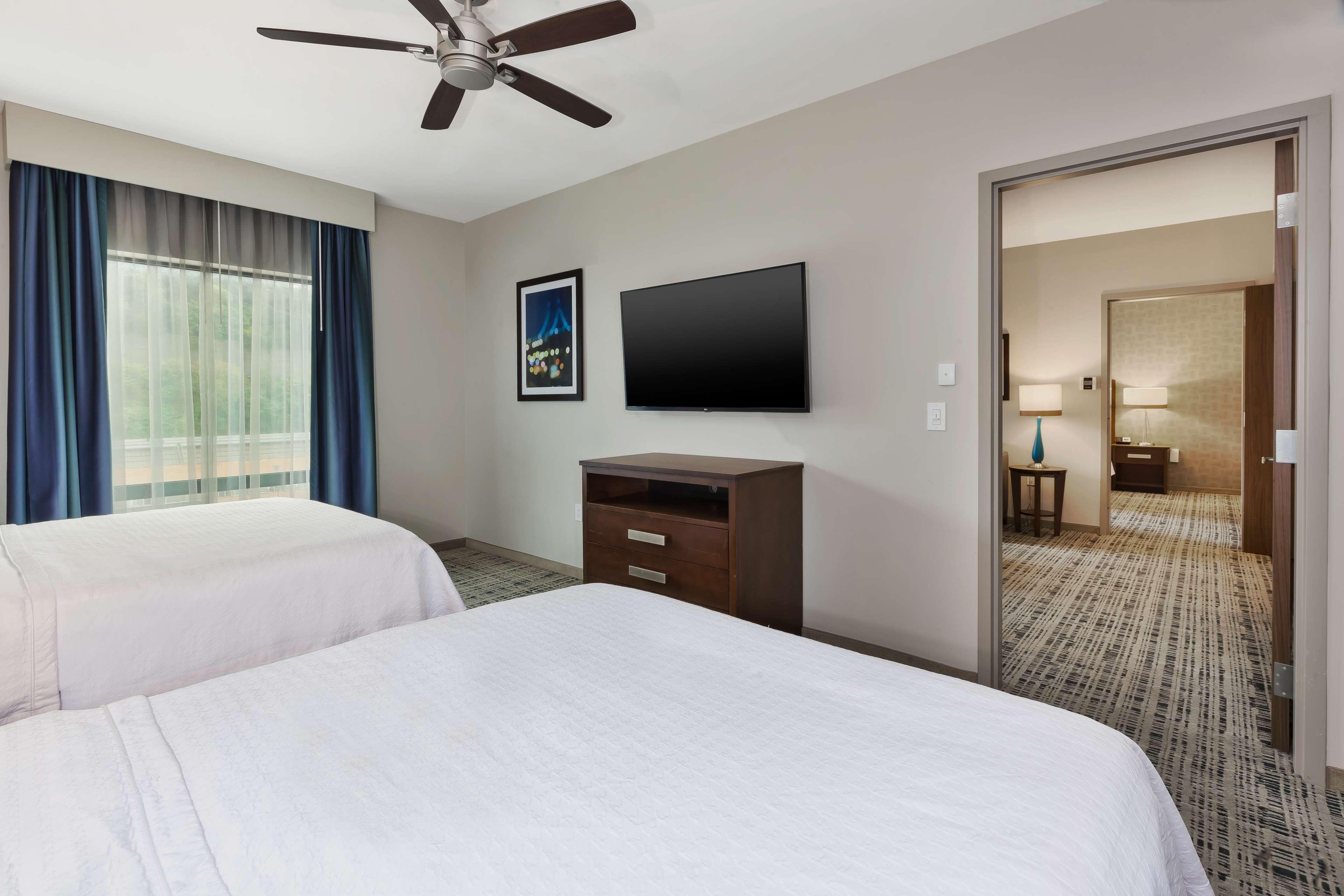 Homewood Suites By Hilton Pittsburgh Downtown Exterior photo